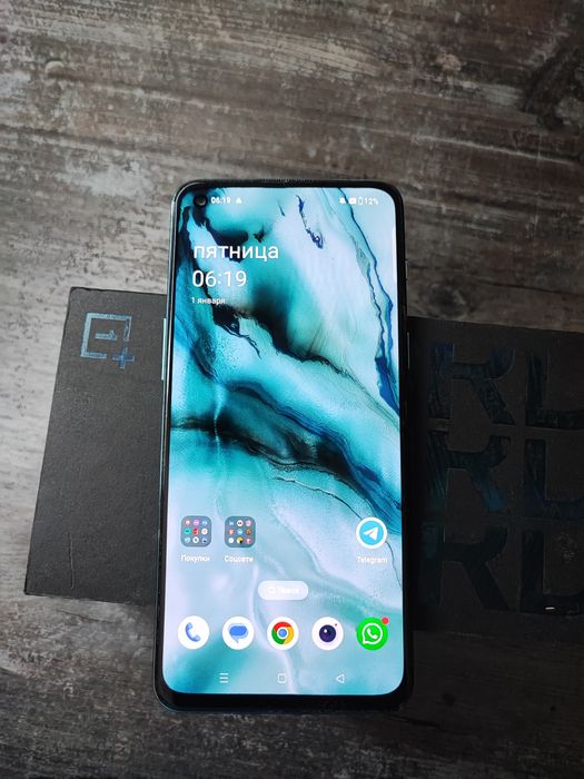 Продам OnePlus Nord2