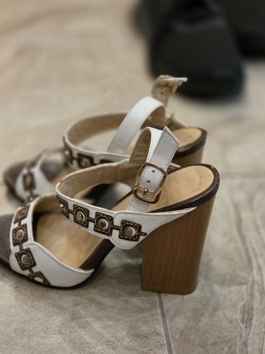 Дамски обувки 5  различни модела , 35 номер различни модели