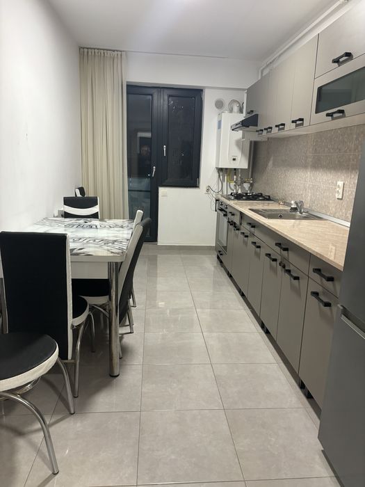 Inchiriere 2 si 3 camere, bloc nou, parcare inclusa, cartierul latin