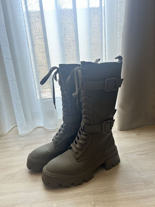 Кожени ботуши ZARA