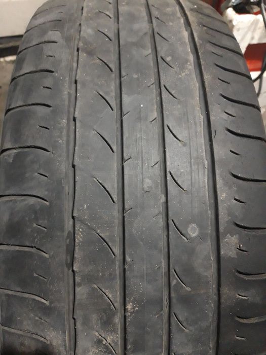 Шина 235/55/20 dunlop 1 шт
