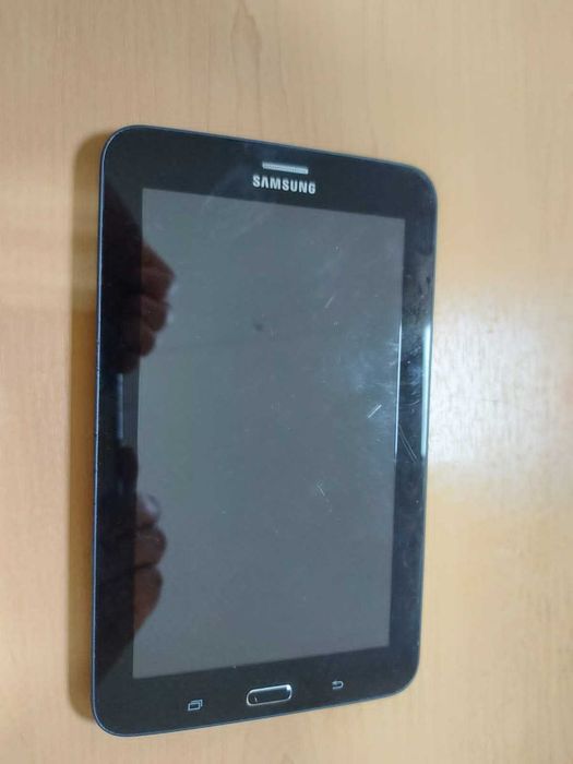 Планшет Samsung Galaxy Tab 3 7.0 Lite SM-T116