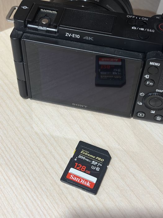 Sony ZV-E10 KIT 16-50mm