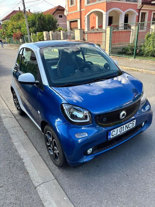 Smart Fortwo Unic proprietar, stare excelenta atat functionala cat si estetica.