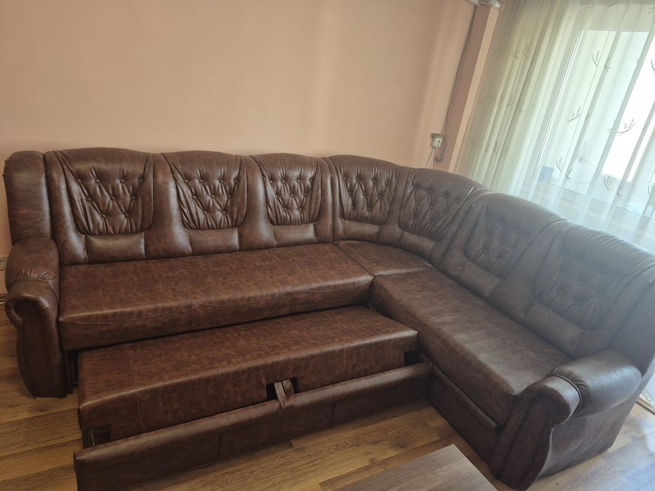 Coltar extensibil + canapea 2 locuri piele