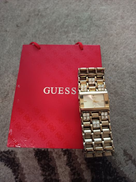 Ceas dama Guess calitate deosebita