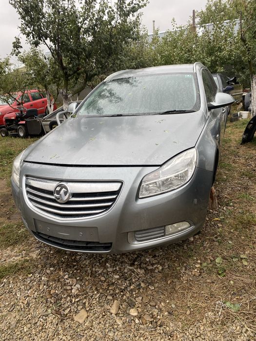Dezmembrez opel insignia astra g si mazda
