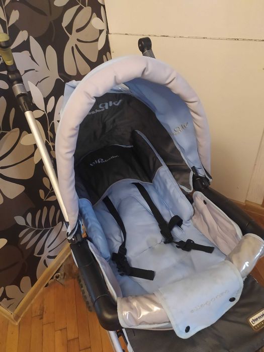 Лятна детска сгъваема количка Chipolino Elleganza светло синя - сива