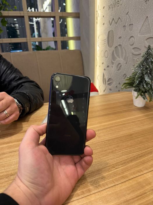 Продам Айфон XR 128GB идеал