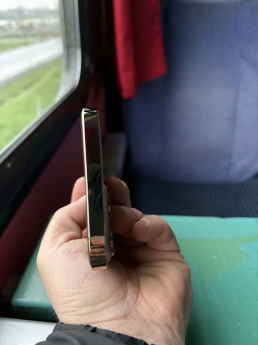 Iphone 13 pro max gold de 256