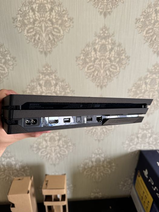 Ps 4 Pro Limited Editon 1 TB