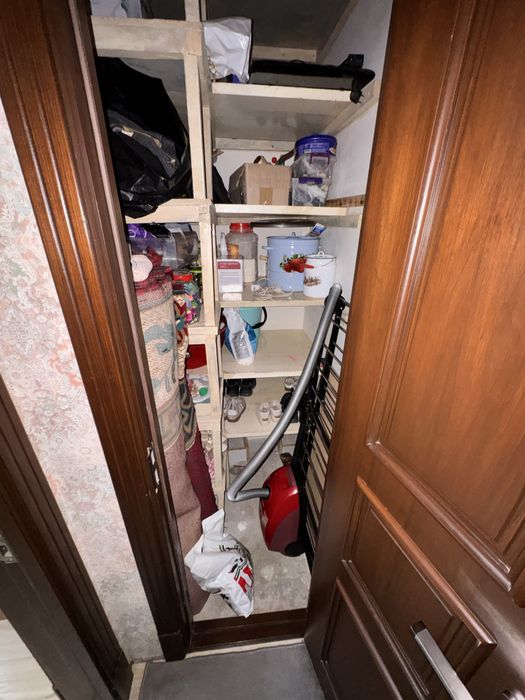 Срочно Чилонзор Новза метродан 2-хона ремонтли квартира сотилади