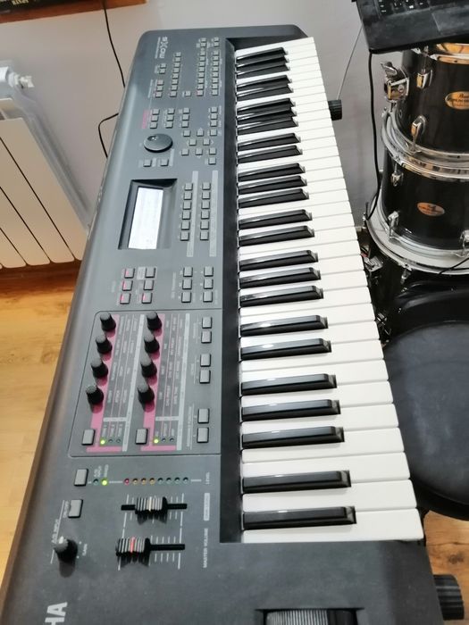 Yamaha MOX 6 синтезатор