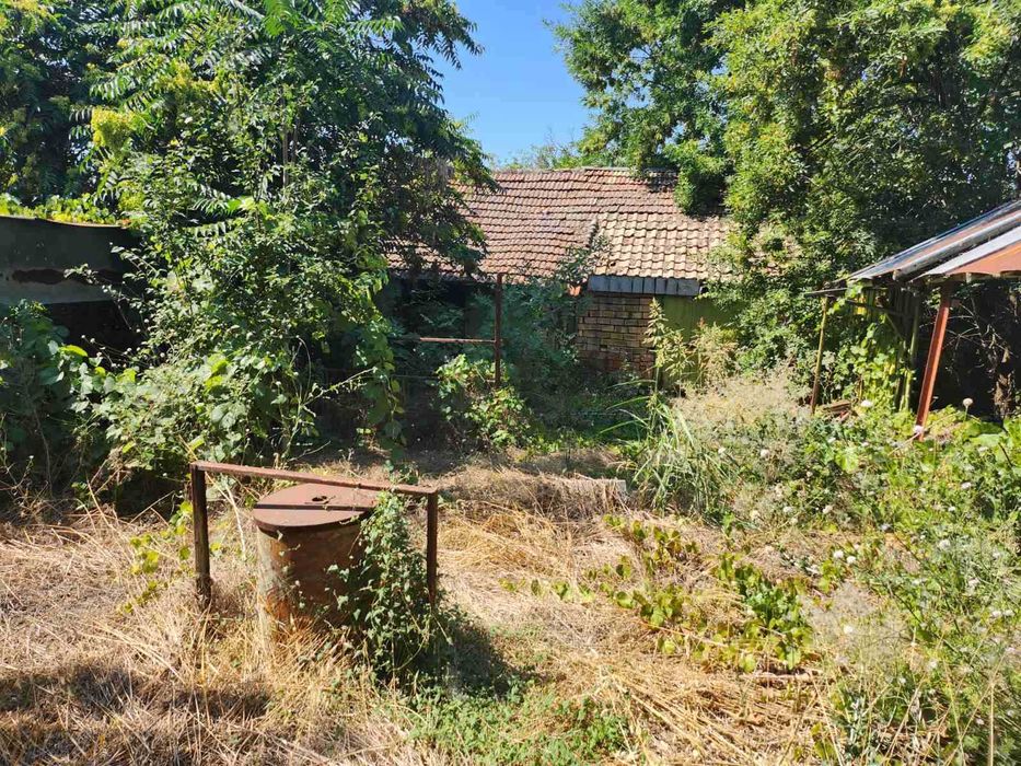 Продавам къща в с.Страхилово