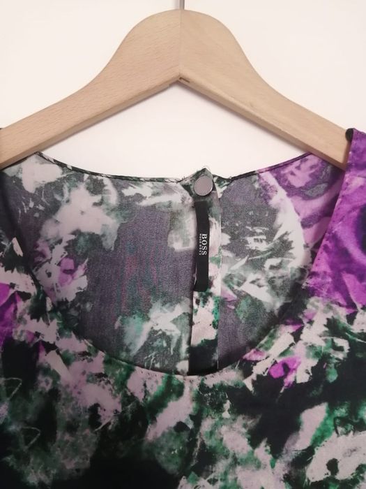 Продам блузку HUGO BOSS