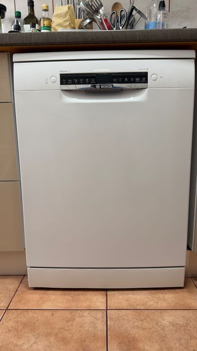 Masina spalat vase Bosch SilencePlus Serie 4 in garantie, achizitionata acum 1 an
