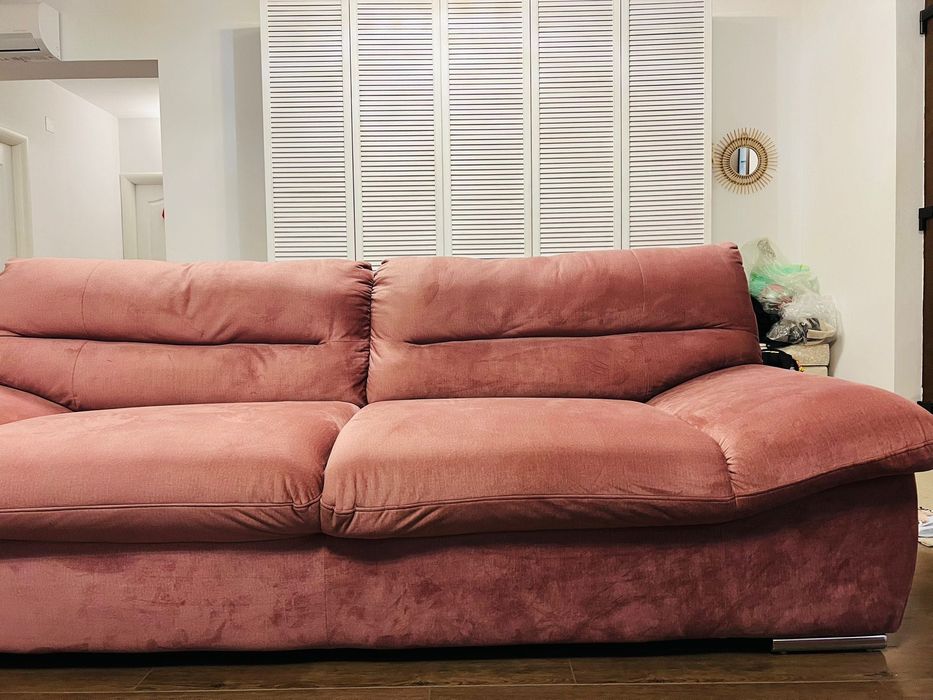 Vand 2 canapele in stare foarte buna