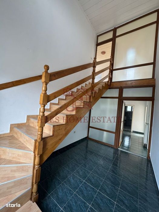 Casă 7 camere de vânzare/închiriere Izvin + anexă 90 mp- Comision 0