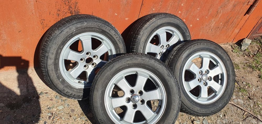 Диски с резиной на тойоту