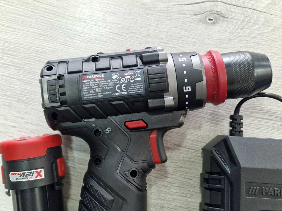 НОВ!Винтоверт PARKSIDE PBSPA12 E4 / 2 батерии,заряднo+свредла и битове