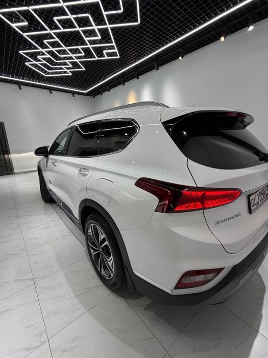 Hyundai Santa FE 2020 — 3