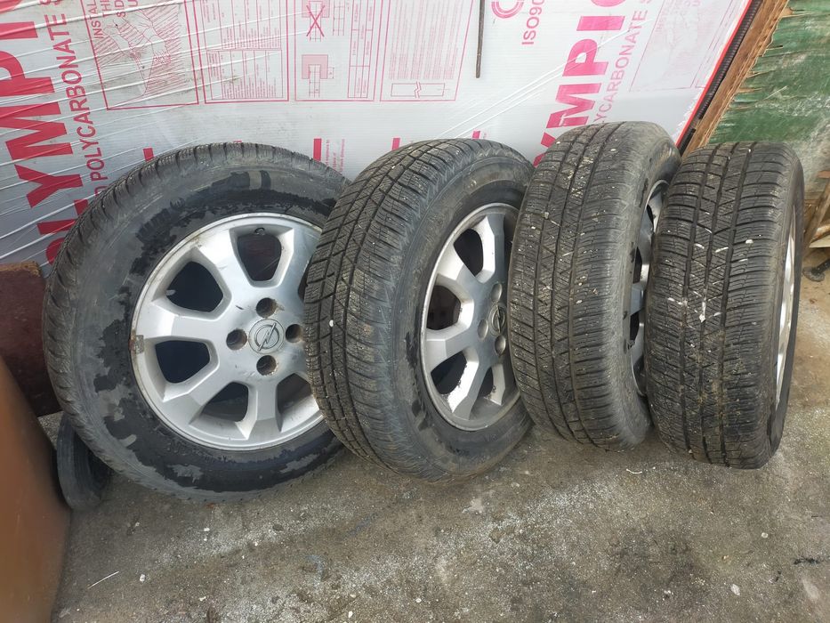 4x Jante Aluminiu Opel cu Anvelope de iarna Barum(continental)