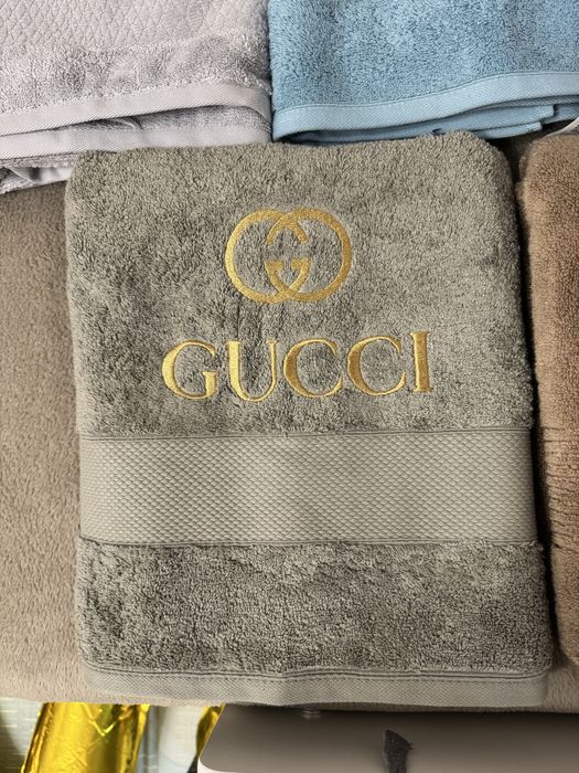 Хавлии Gucci Giorgio Armani