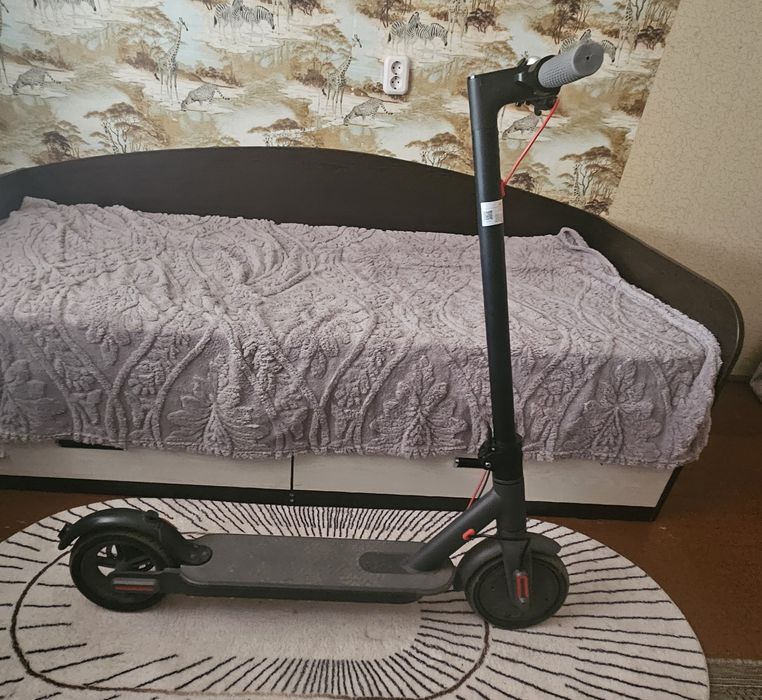 Продам электросамокат