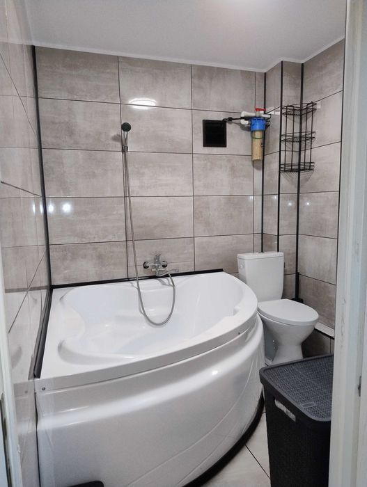 Inchiriez garsoniera