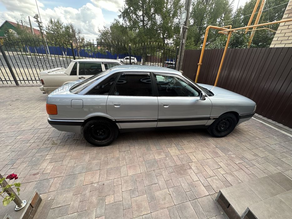 Продам ауди 80