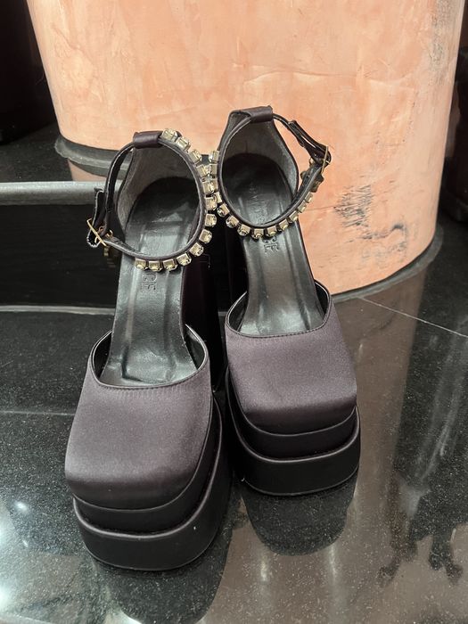 Обувки Versace 37