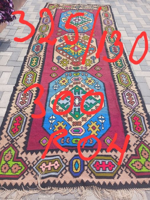 Vând covoare lână  vechi, țesute manual, stare foarte buna