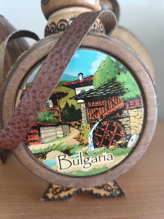 Гравирани дървени бъклици