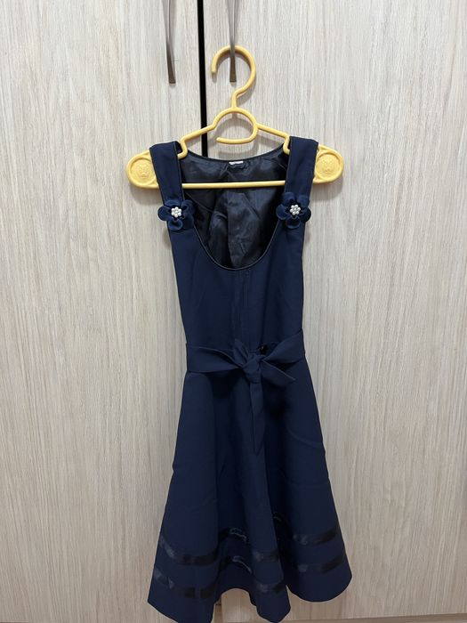 Школьная форма для девочек б/у синяя