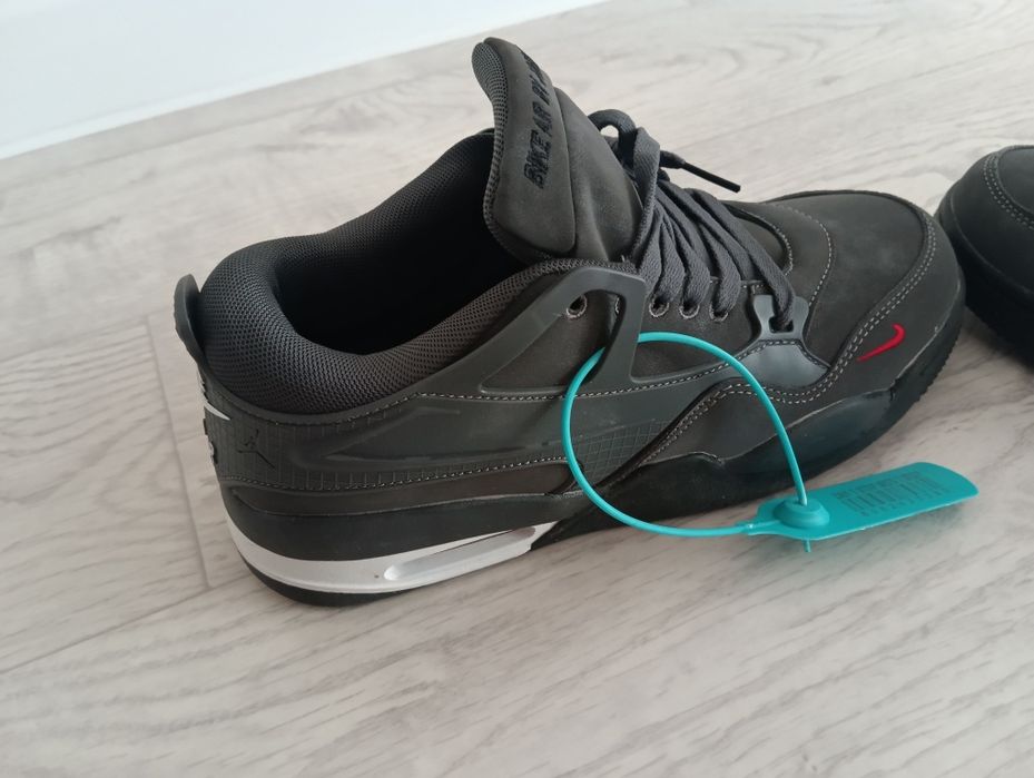 кроссовки nike 40 темно серые