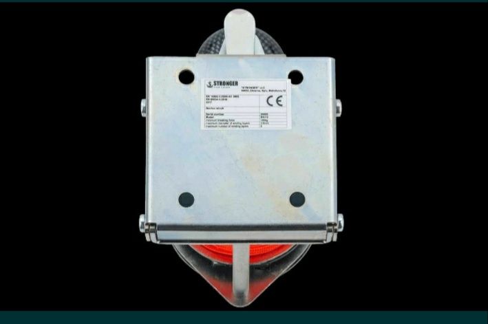 Ancora tip winch cu sistem free anchor pentru barci