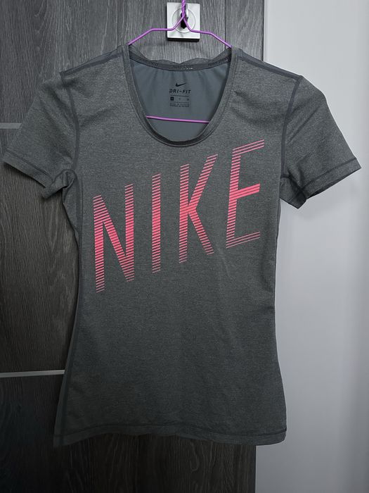 Дамски тениски