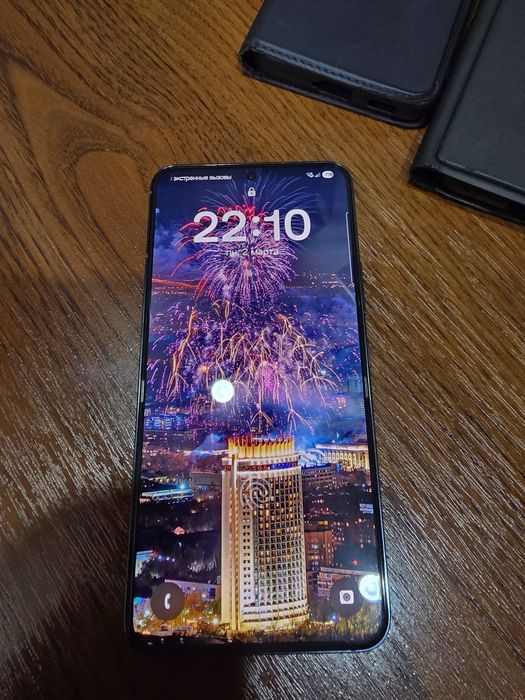 смартфон samsung galaxy S22