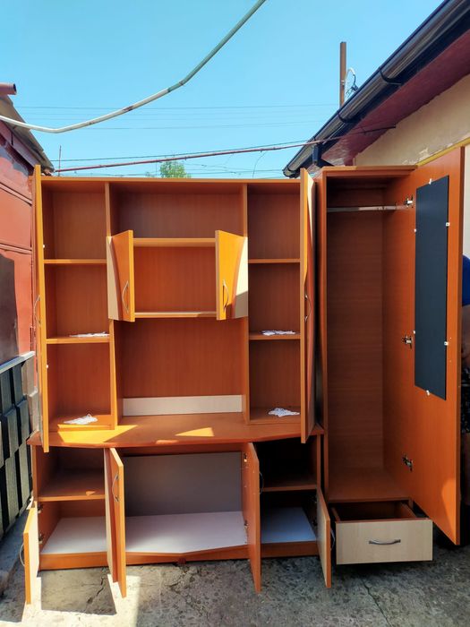 Biblioteca - mobila camera