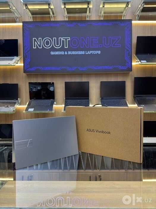 Laptop ASUS Vivobook Core 7 150U 8/512GB 15.6 FHD IPS