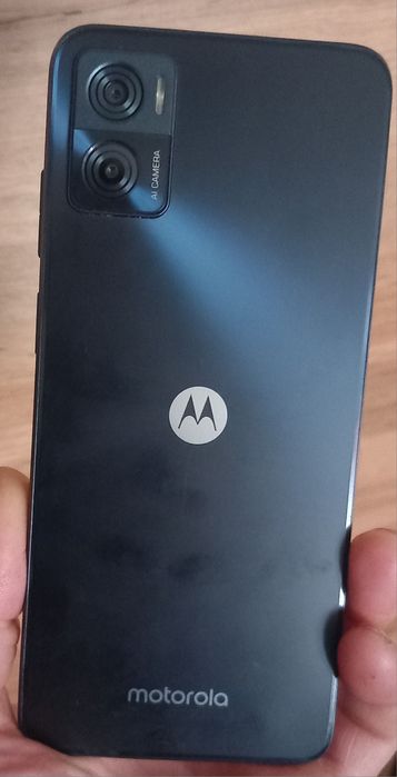 Vând urgent telefon Motorola e22