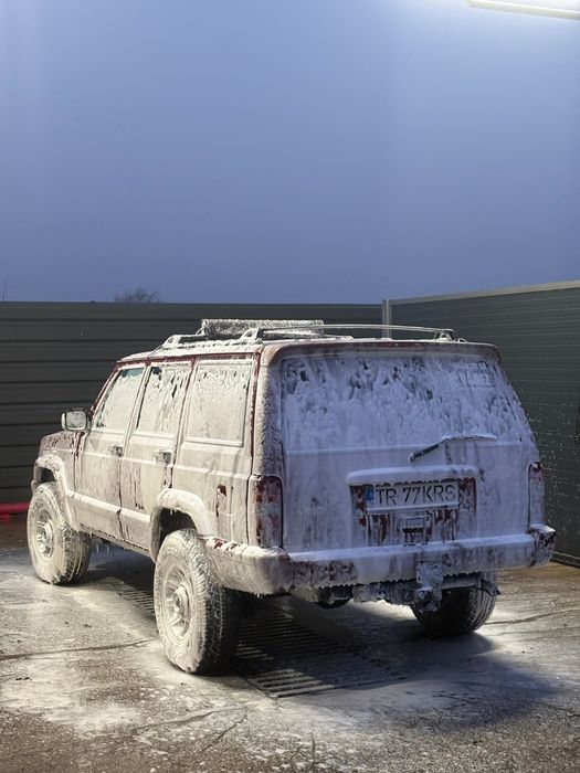 JEEP Cherokee 2000 — imagine 4