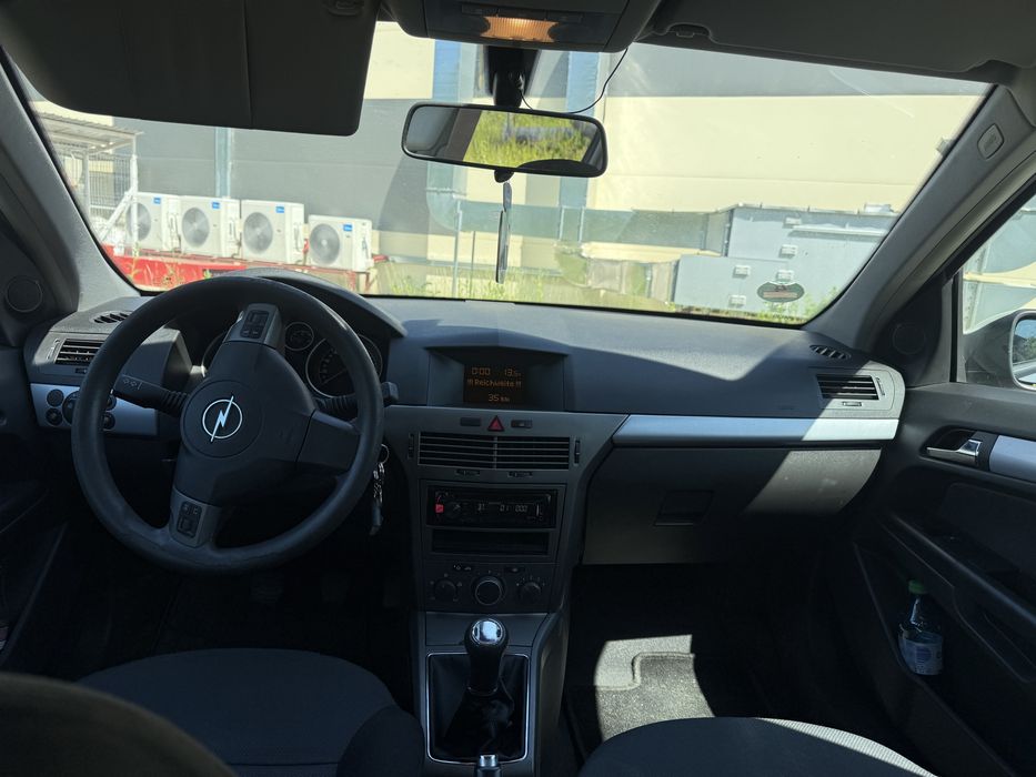 OPEL Astra 2005 — imagine 5