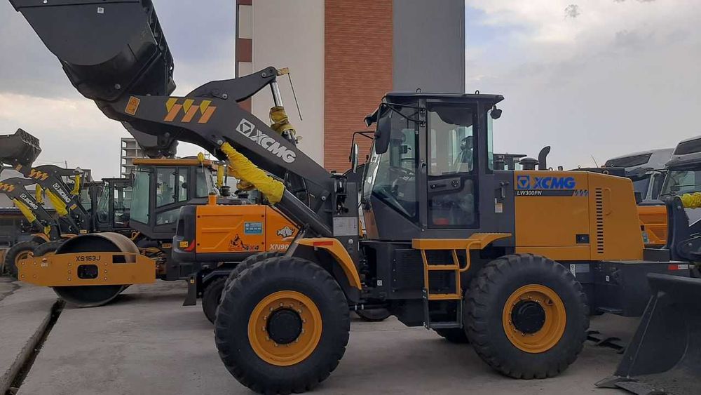 Погрузчик XCMG LW300FN, 2,1 м/куб (лизинг, кредит)