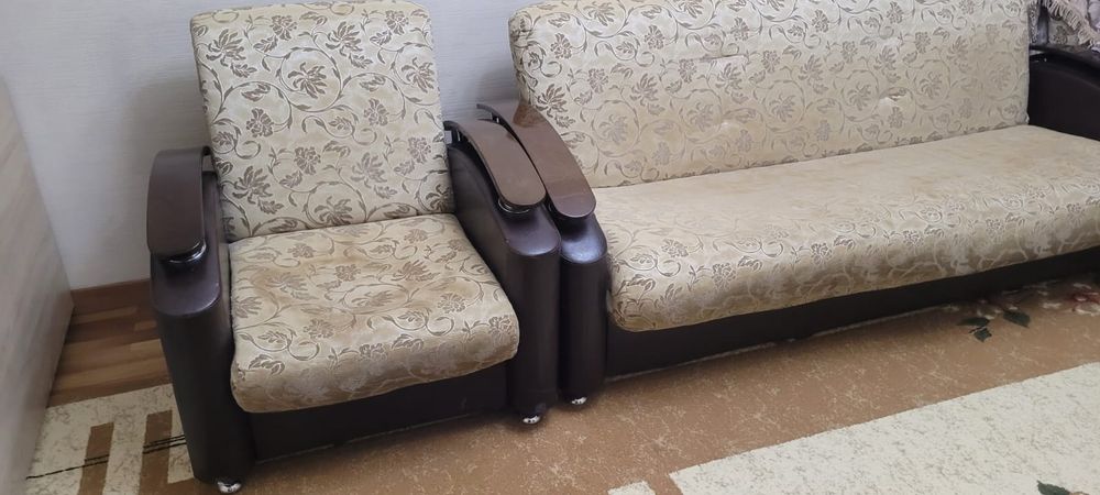 Продается шкаф и диван 3в1