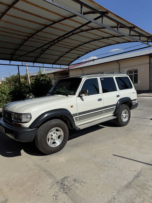 Toyota Land Cruiser 80 1997 benzin
