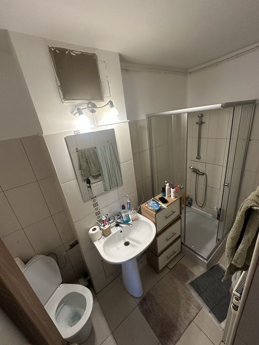 Vand apartament 3 camere