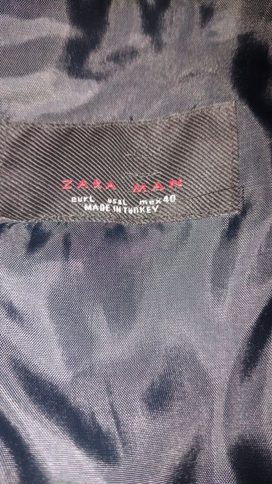 Geaca de piele neagra