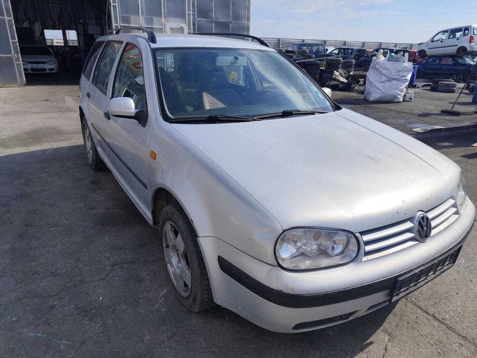 VW Golf 4 - 1.4 - 75к.с - комби - 2000г. на части