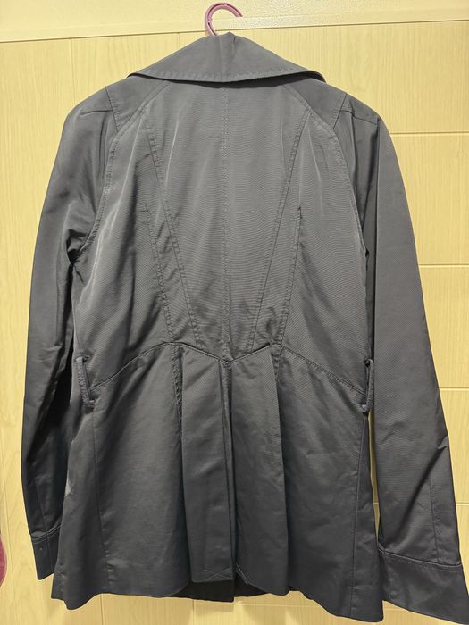 Тренчкот с колан Zara